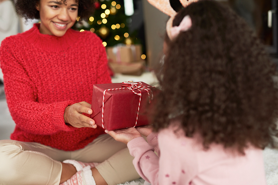 Spreading Joy: How to Help the Less Fortunate This Holiday Season